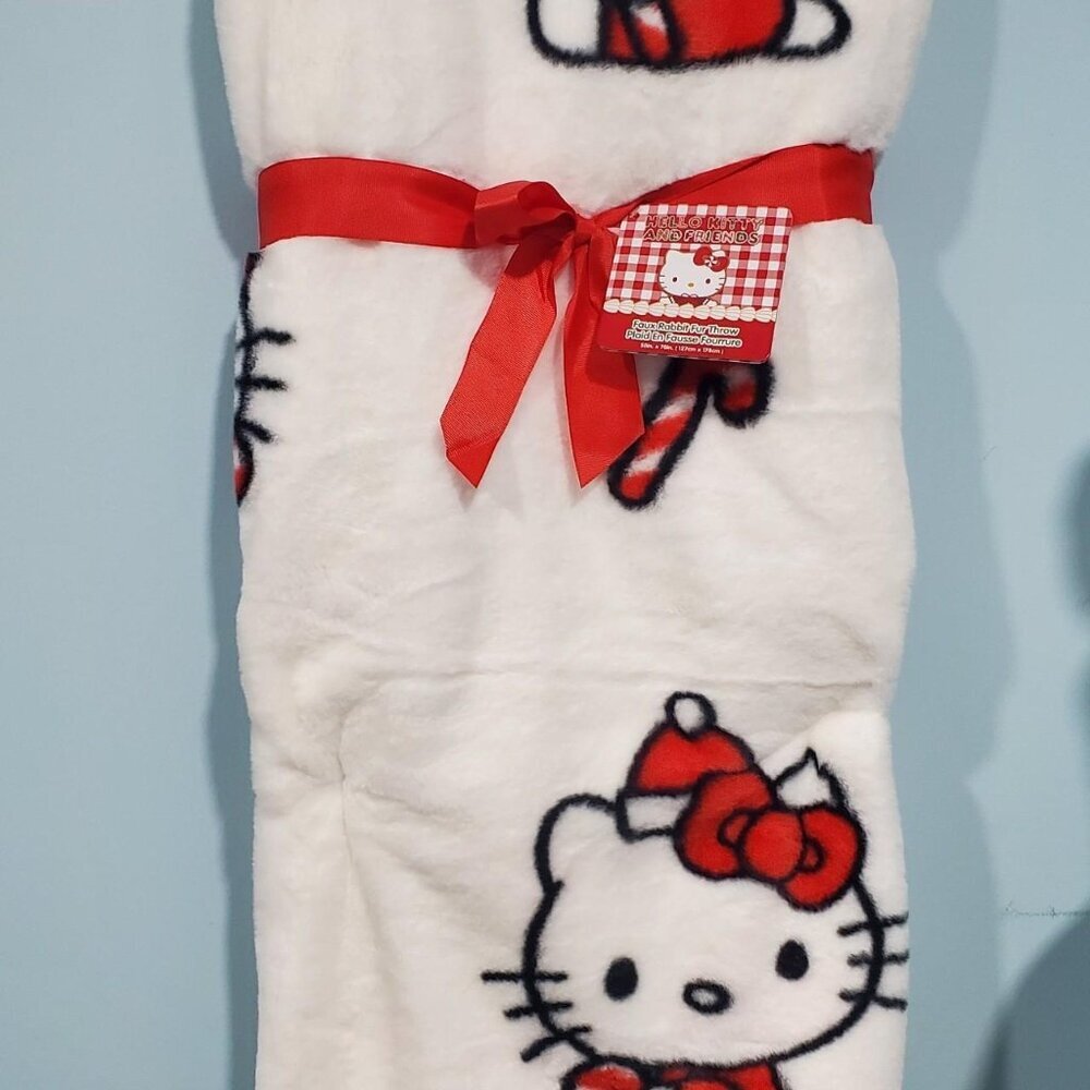Hello Kitty Sanrio Christmas Blanket